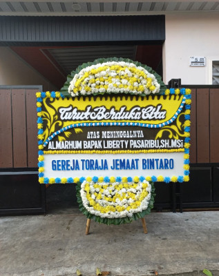 Papan Bunga Duka di Sukabakti